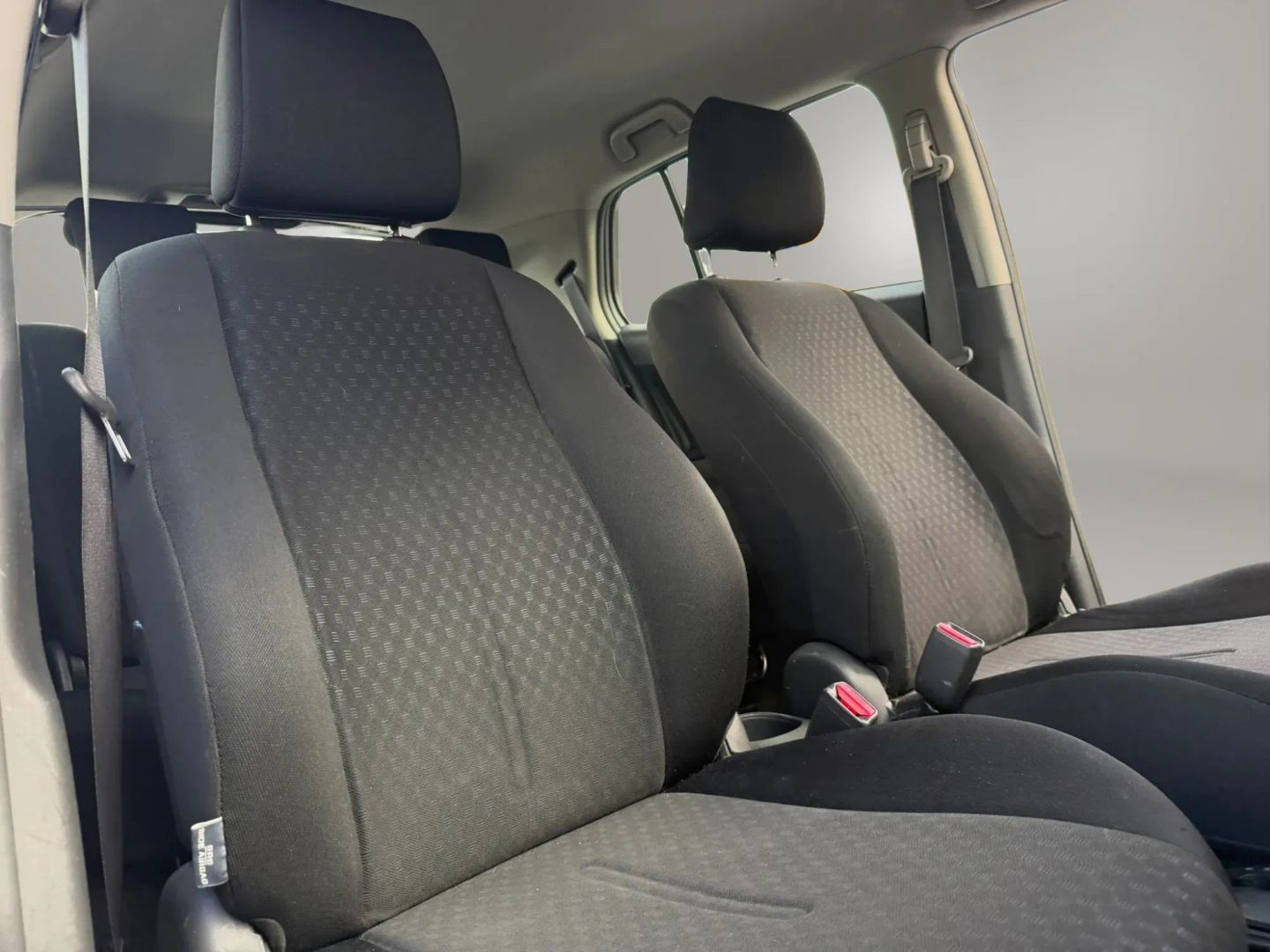 Photo 16 of this Scion xD