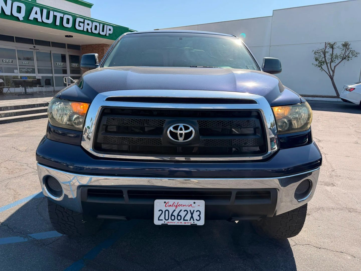 Photo 3 of this Toyota Tundra 2WD Truck
