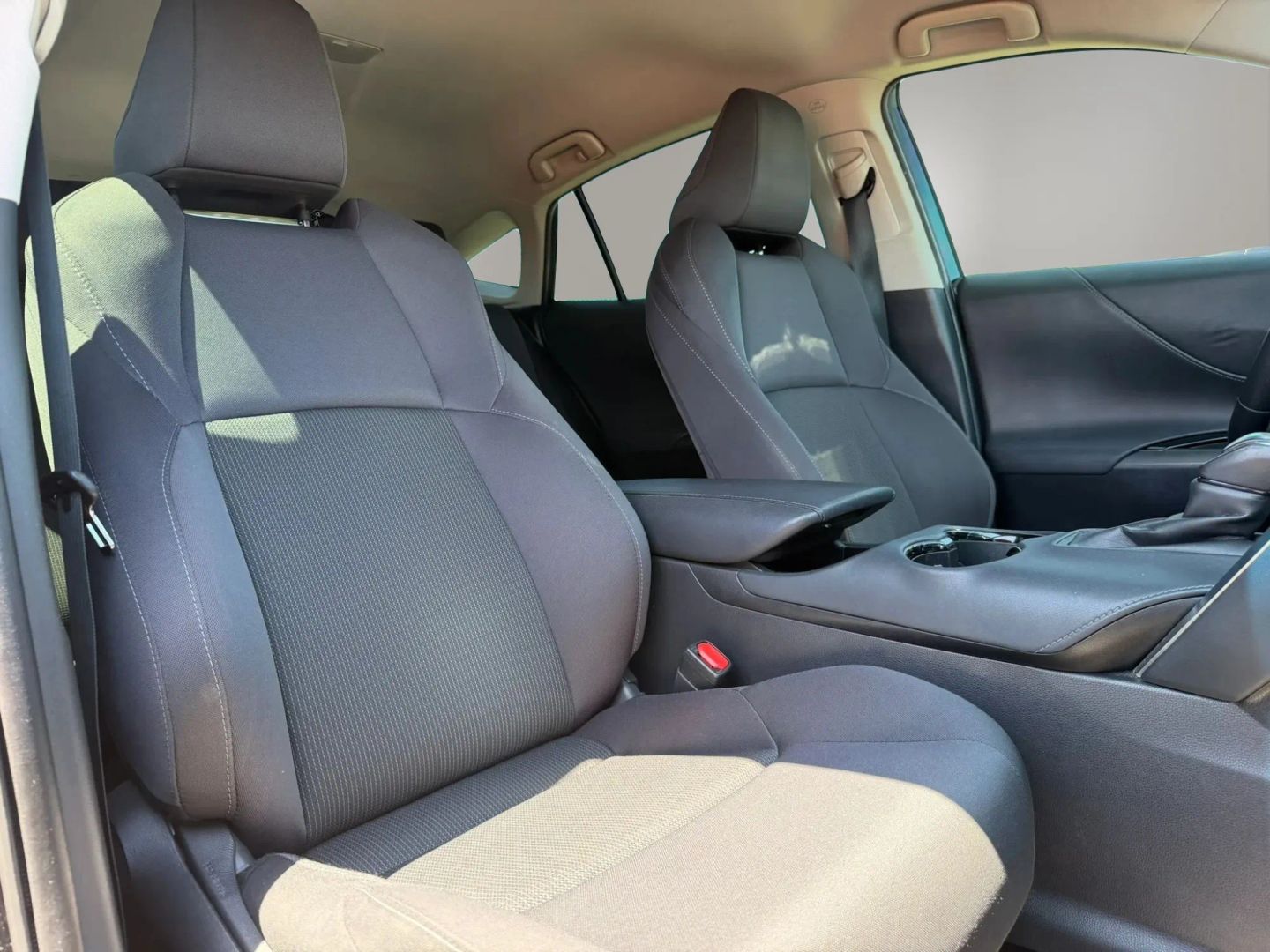 Photo 16 of this Toyota Venza