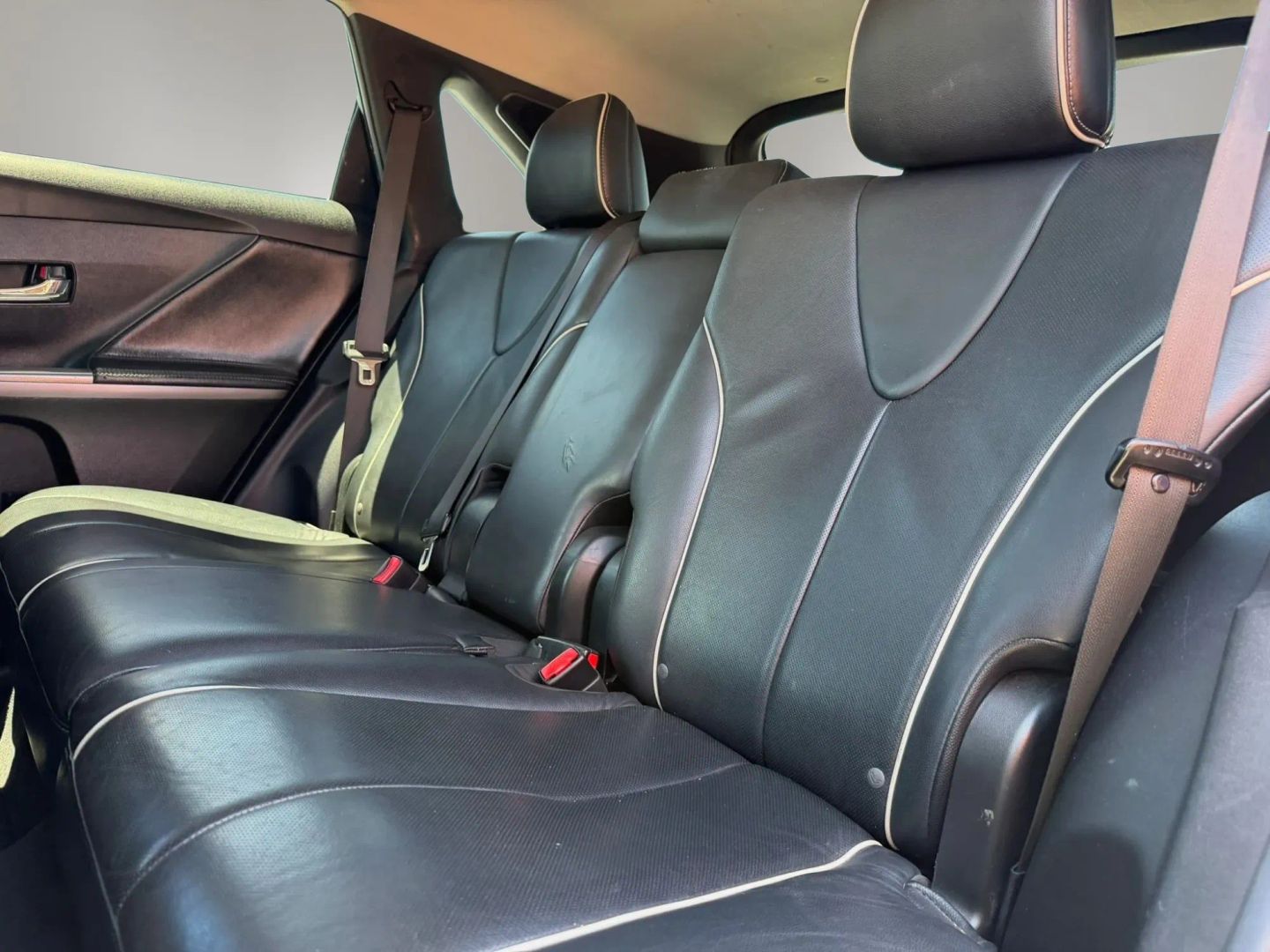 Photo 13 of this Toyota Venza