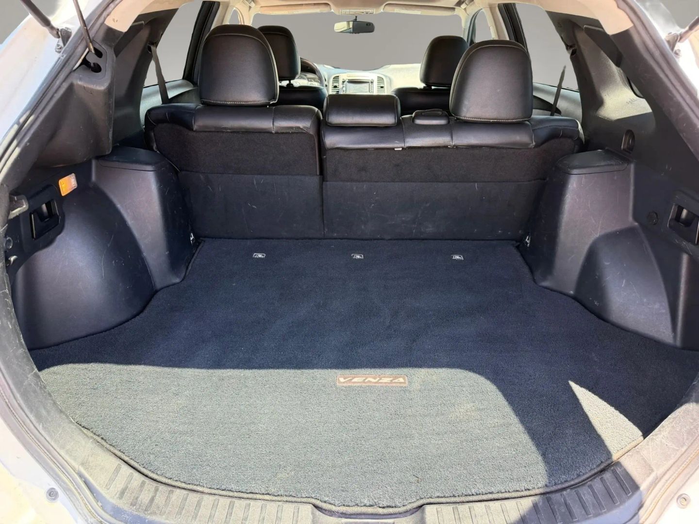 Photo 14 of this Toyota Venza