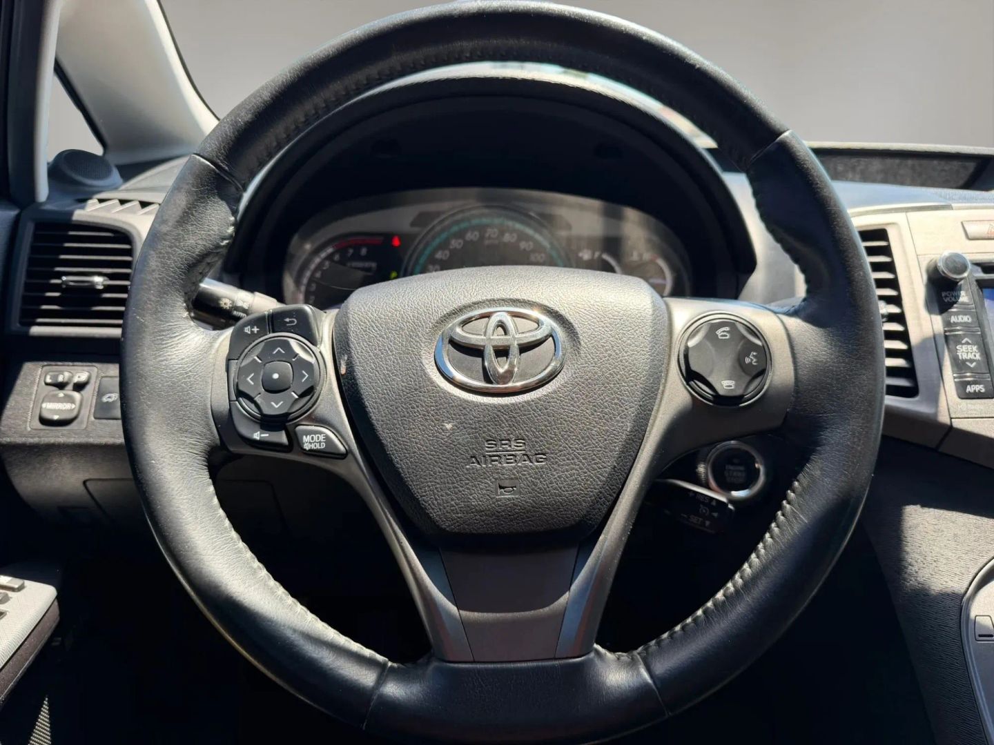 Photo 20 of this Toyota Venza