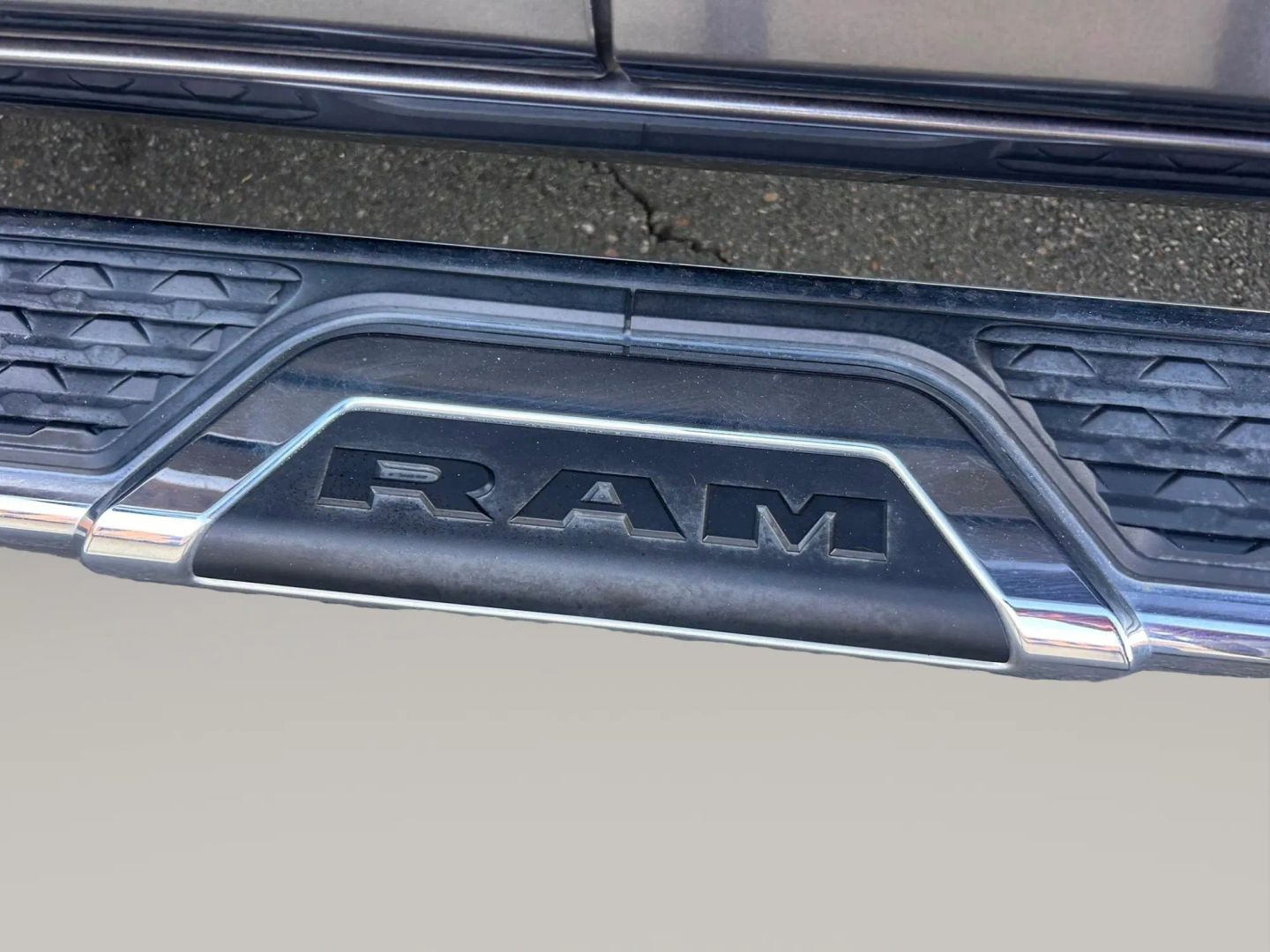 Photo 33 of this Ram 3500