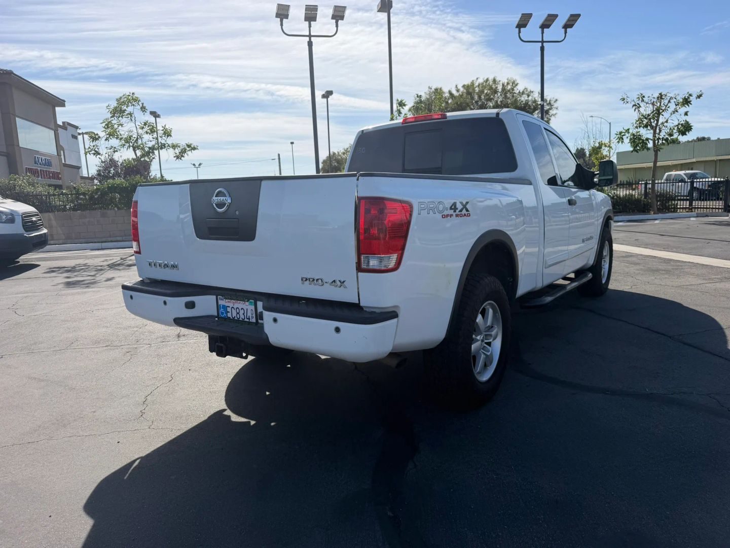 Photo 6 of this Nissan Titan