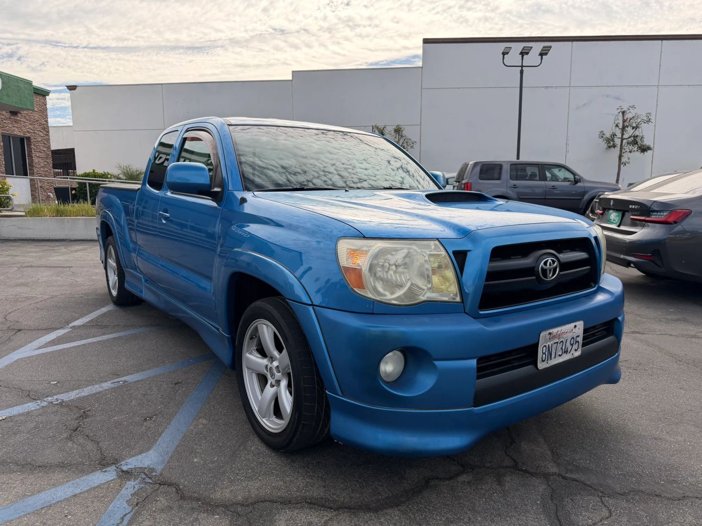 Photo 3 of this Toyota Tacoma