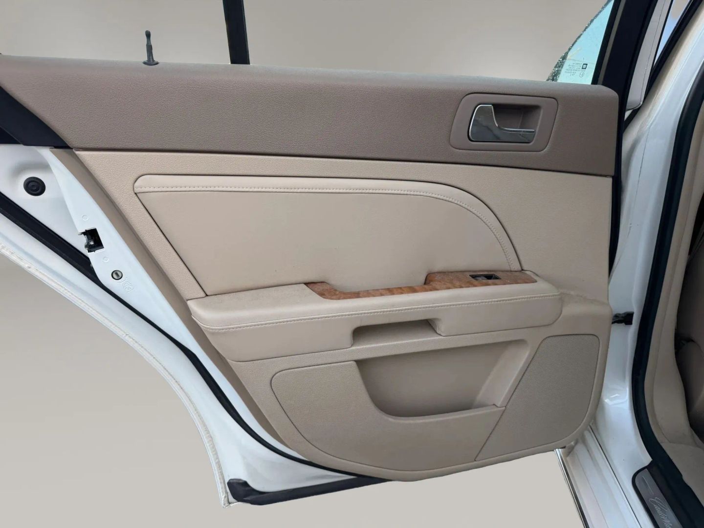 Photo 16 of this Cadillac STS