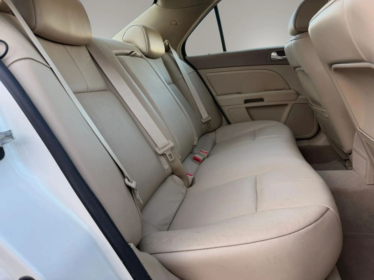 Photo 20 of this Cadillac STS