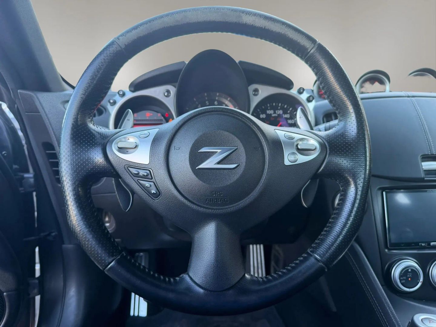 Photo 17 of this Nissan 370Z