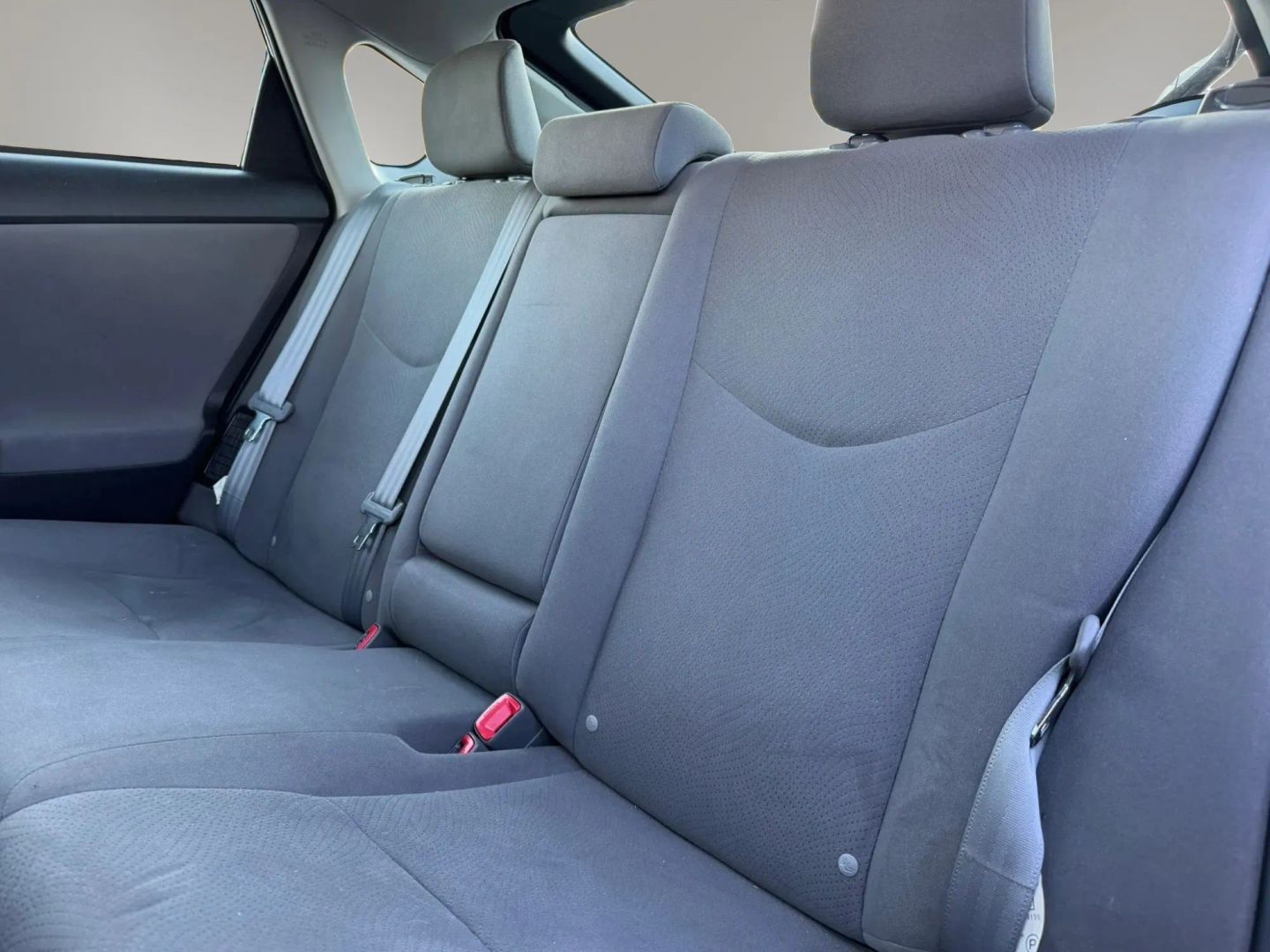 Photo 14 of this Toyota Prius Plug-In