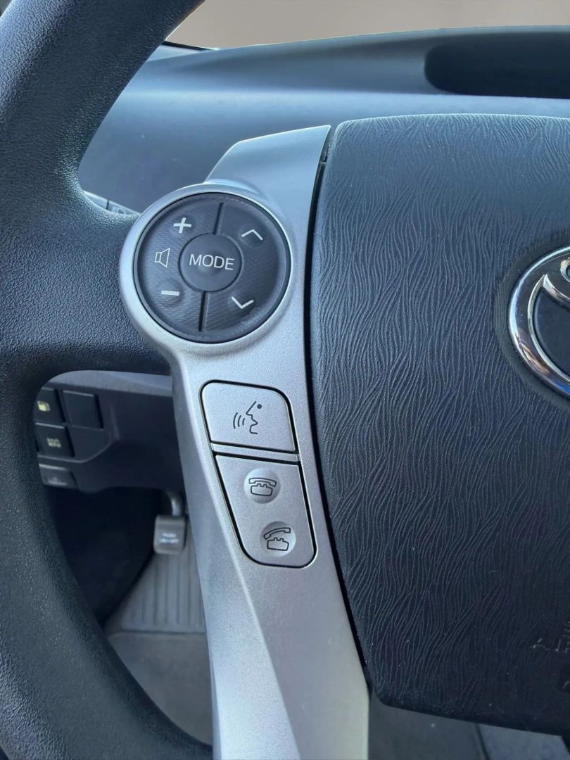Photo 23 of this Toyota Prius Plug-In