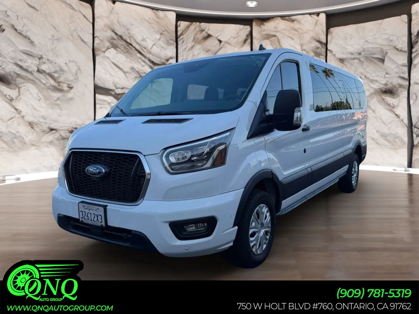 2023 Ford Transit Passenger Wagon XLT