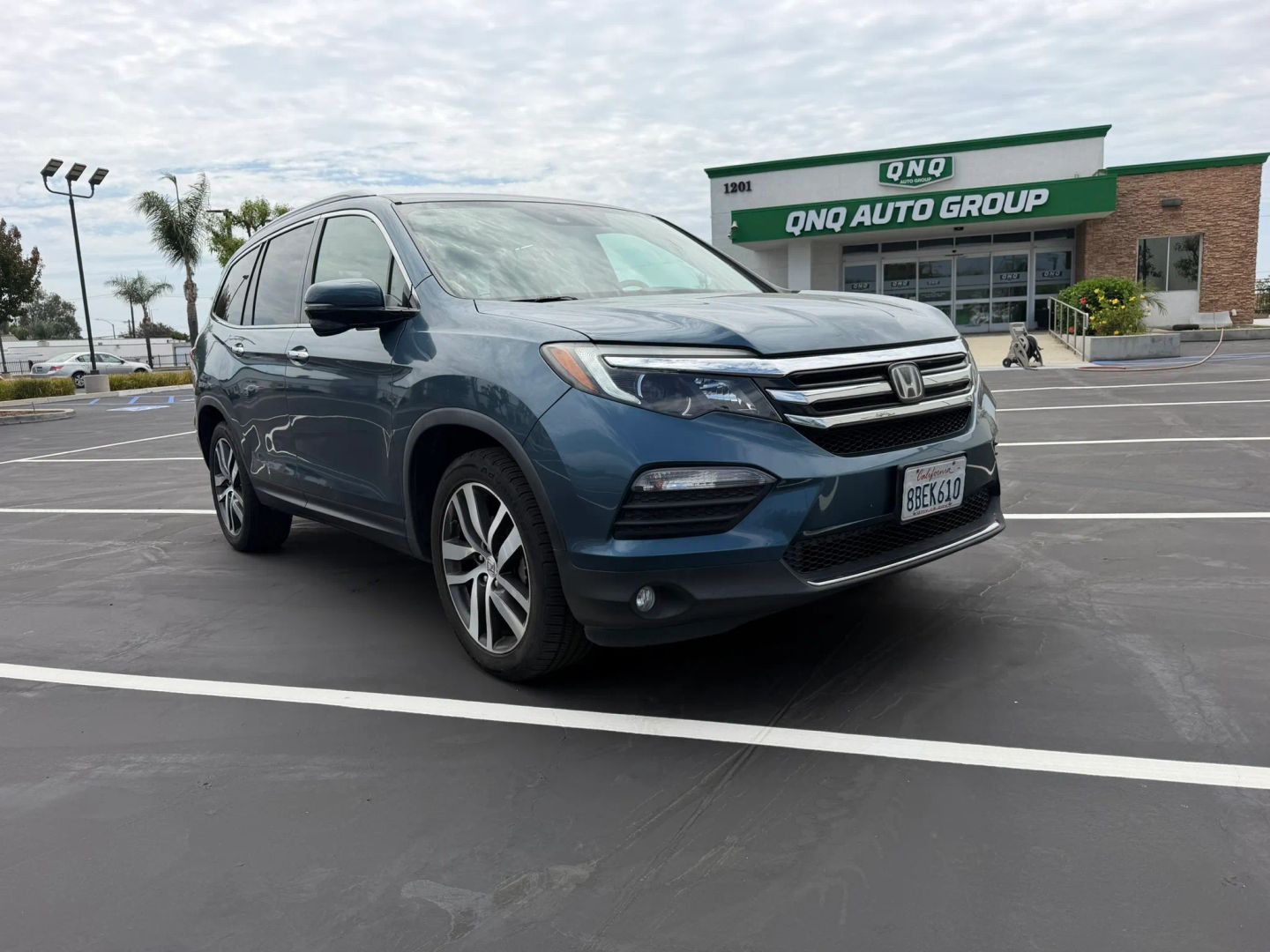 Photo 3 of this Honda Pilot