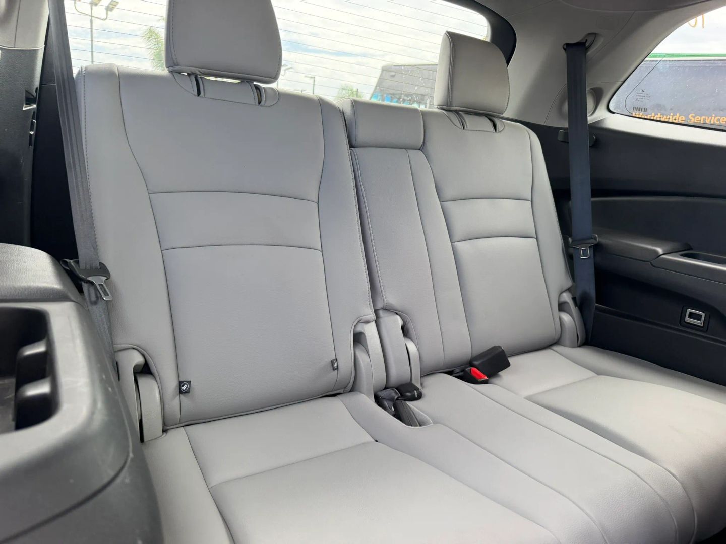 Photo 19 of this Honda Pilot