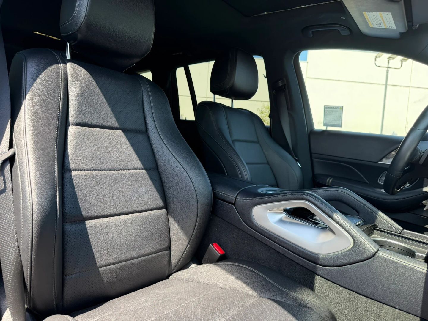Photo 17 of this Mercedes-Benz GLS 450