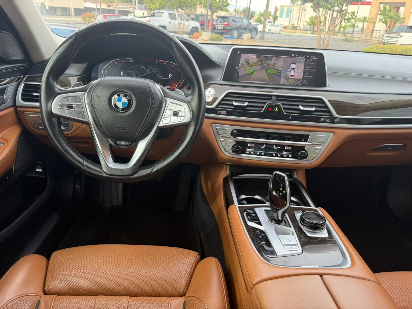 Photo 21 of this BMW 7 Series
