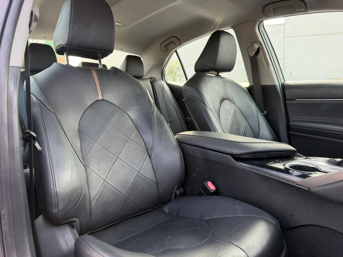 Photo 16 of this Toyota Camry