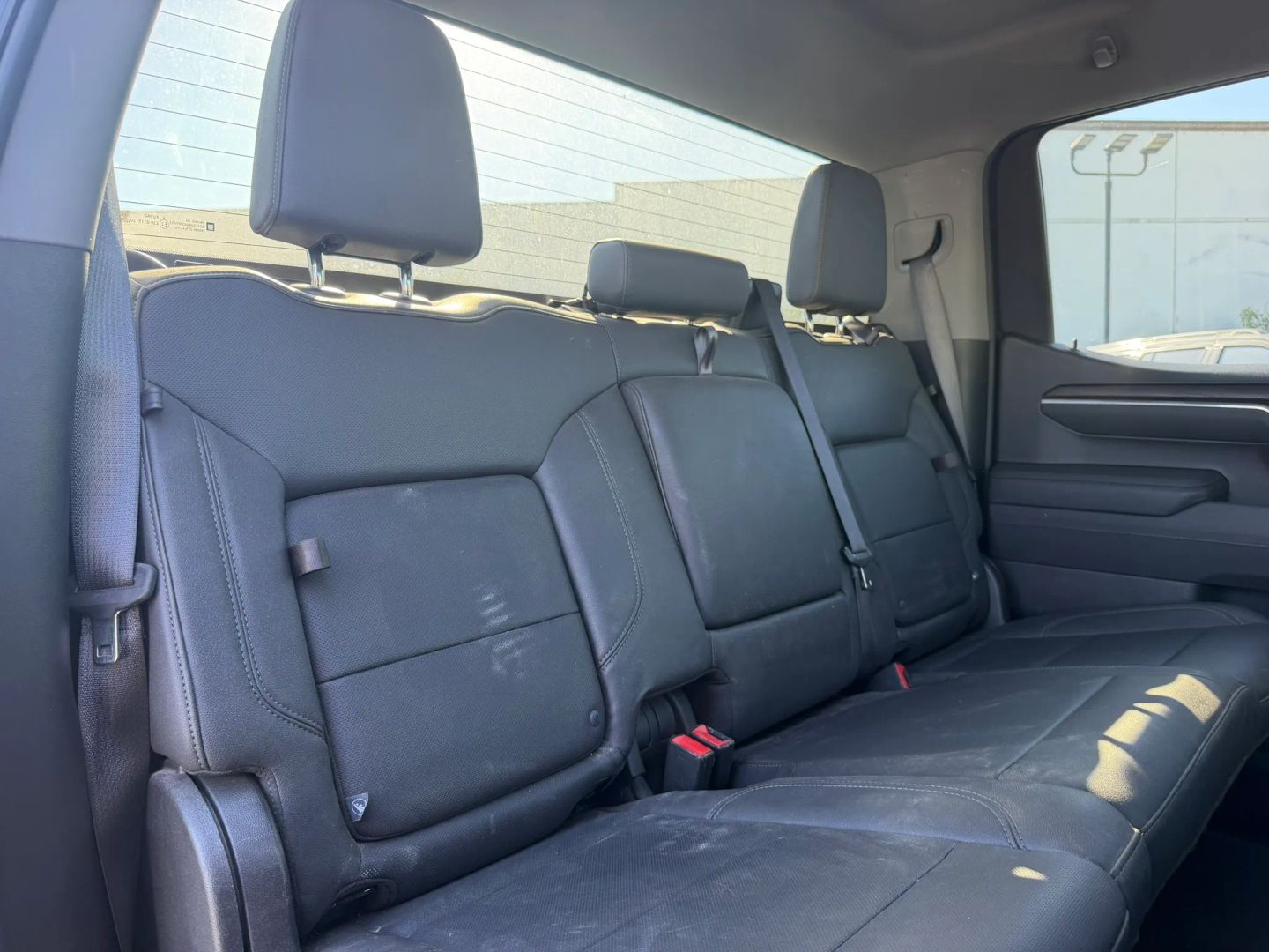 Photo 18 of this GMC Sierra 1500