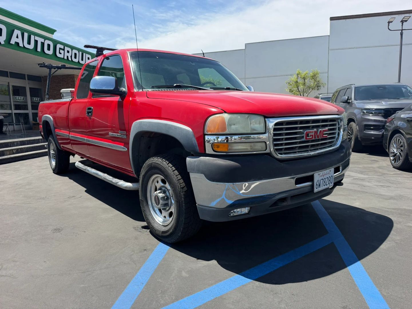 Photo 3 of this GMC Sierra 2500HD