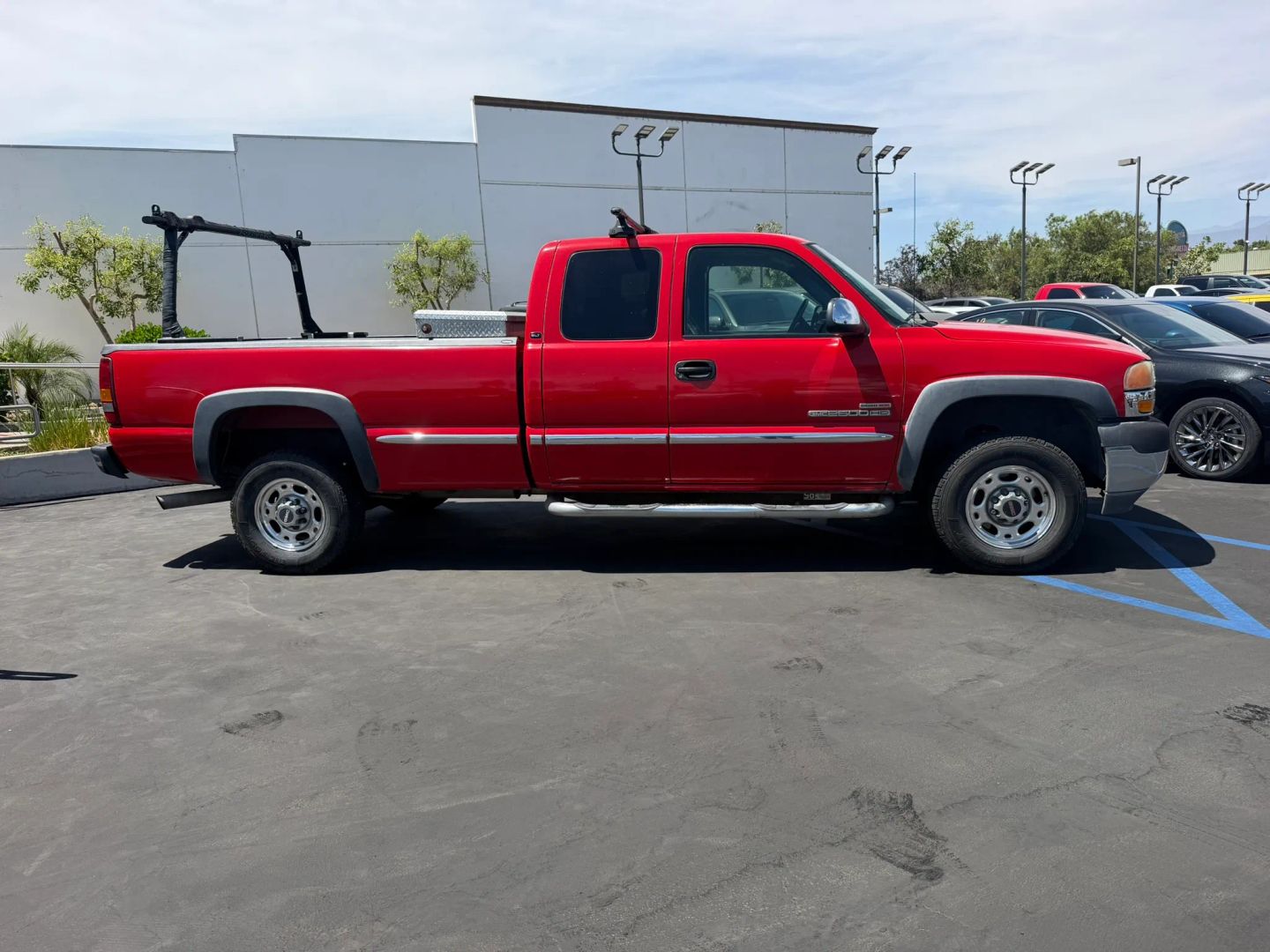 Photo 4 of this GMC Sierra 2500HD