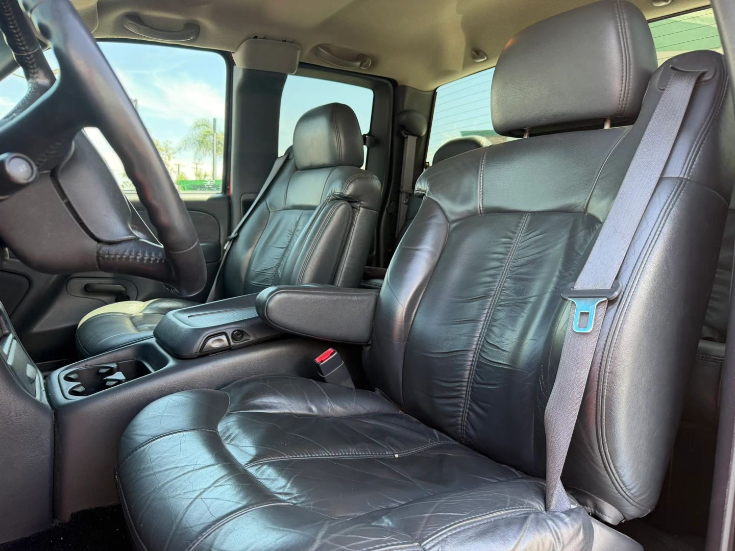 Photo 10 of this GMC Sierra 2500HD