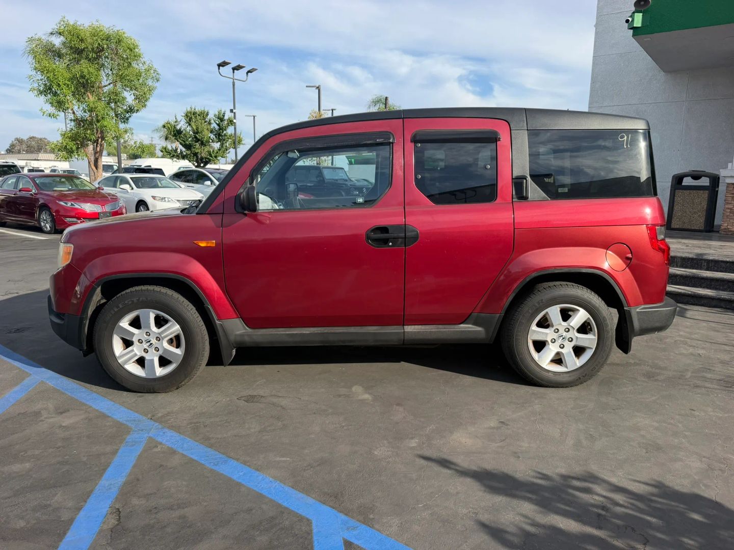 Photo 5 of this Honda Element