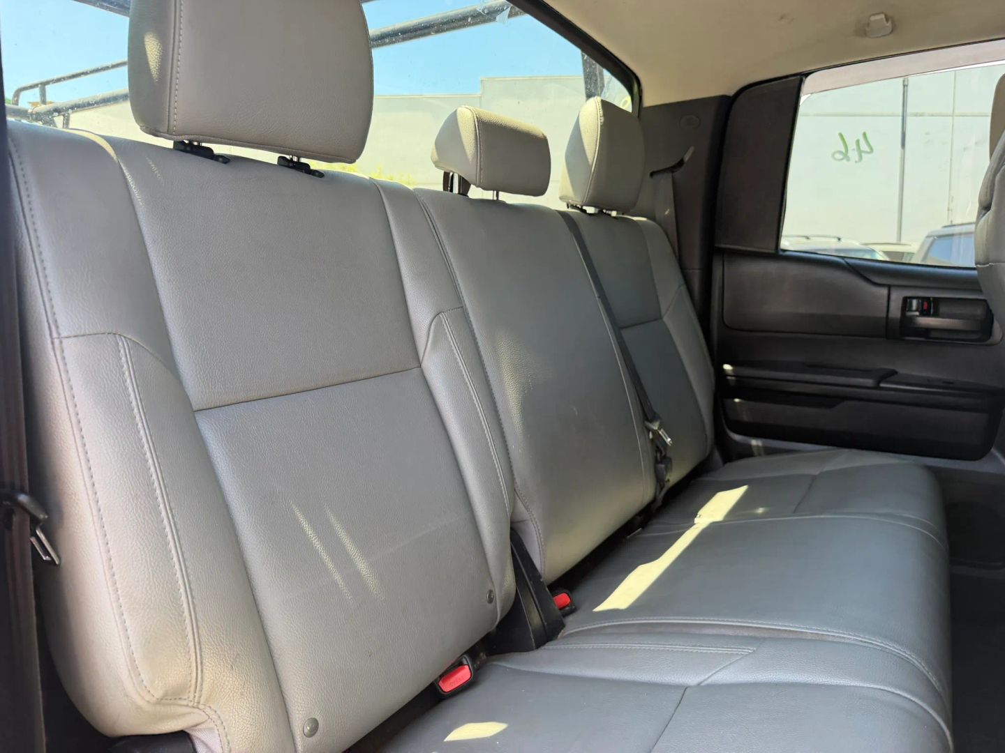 Photo 17 of this Toyota Tundra 2WD