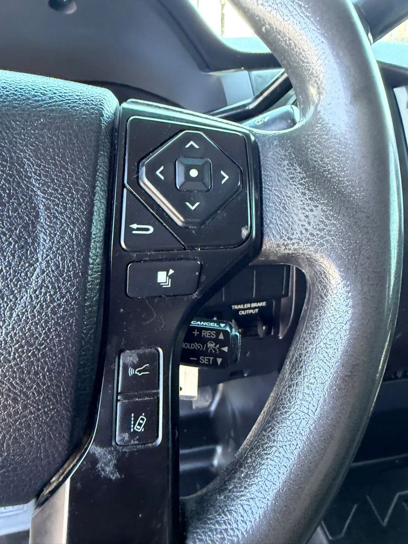 Photo 20 of this Toyota Tundra 2WD