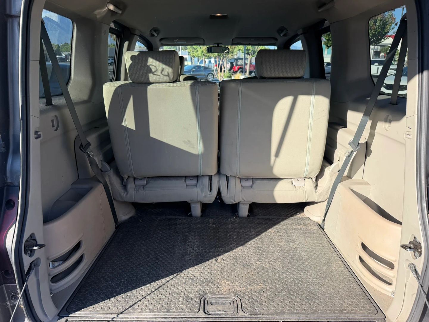 Photo 14 of this Honda Element