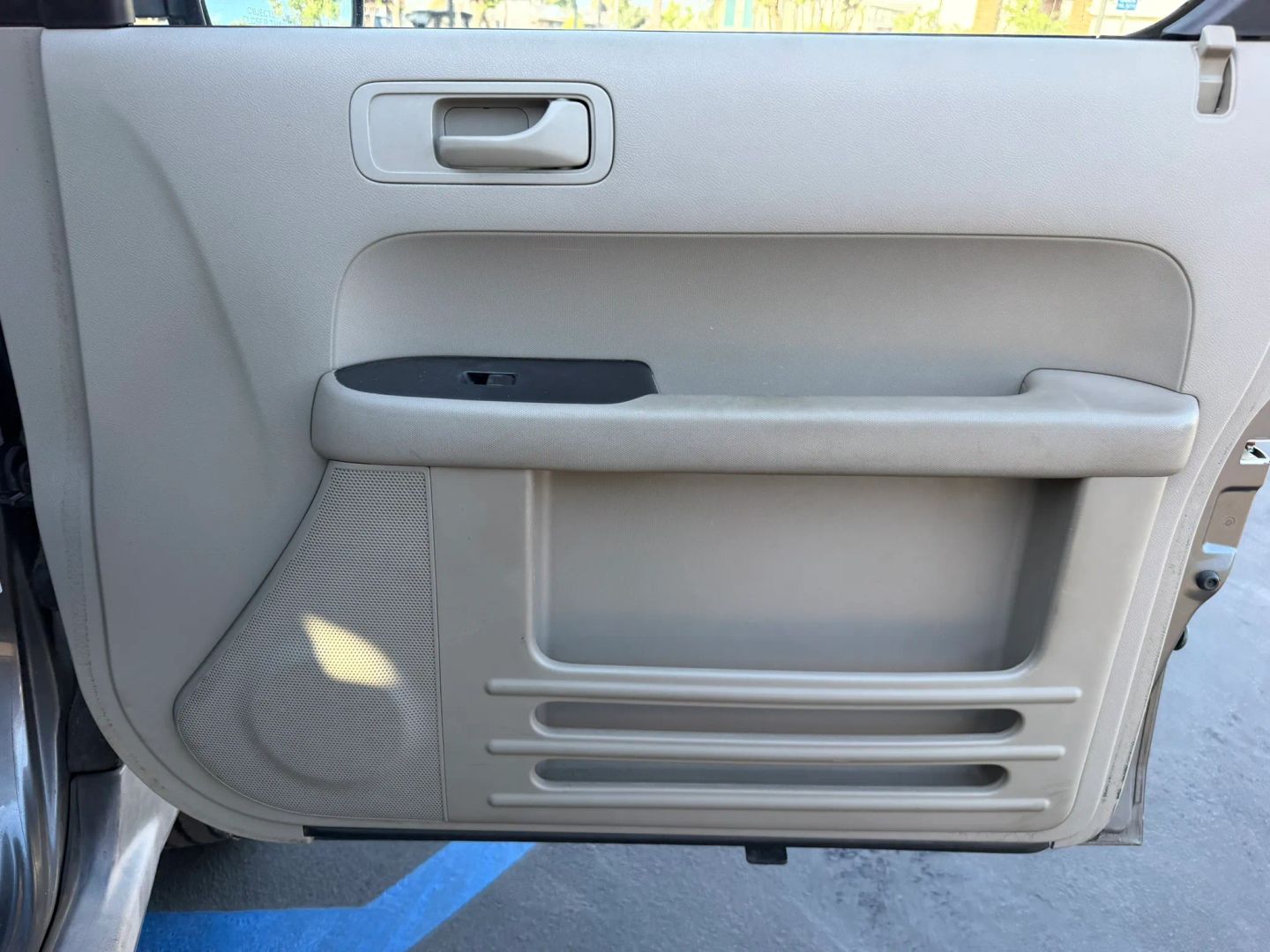 Photo 15 of this Honda Element