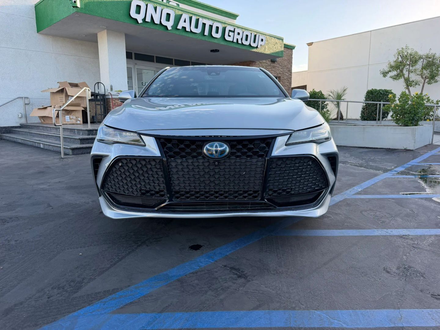 Photo 2 of this Toyota Avalon