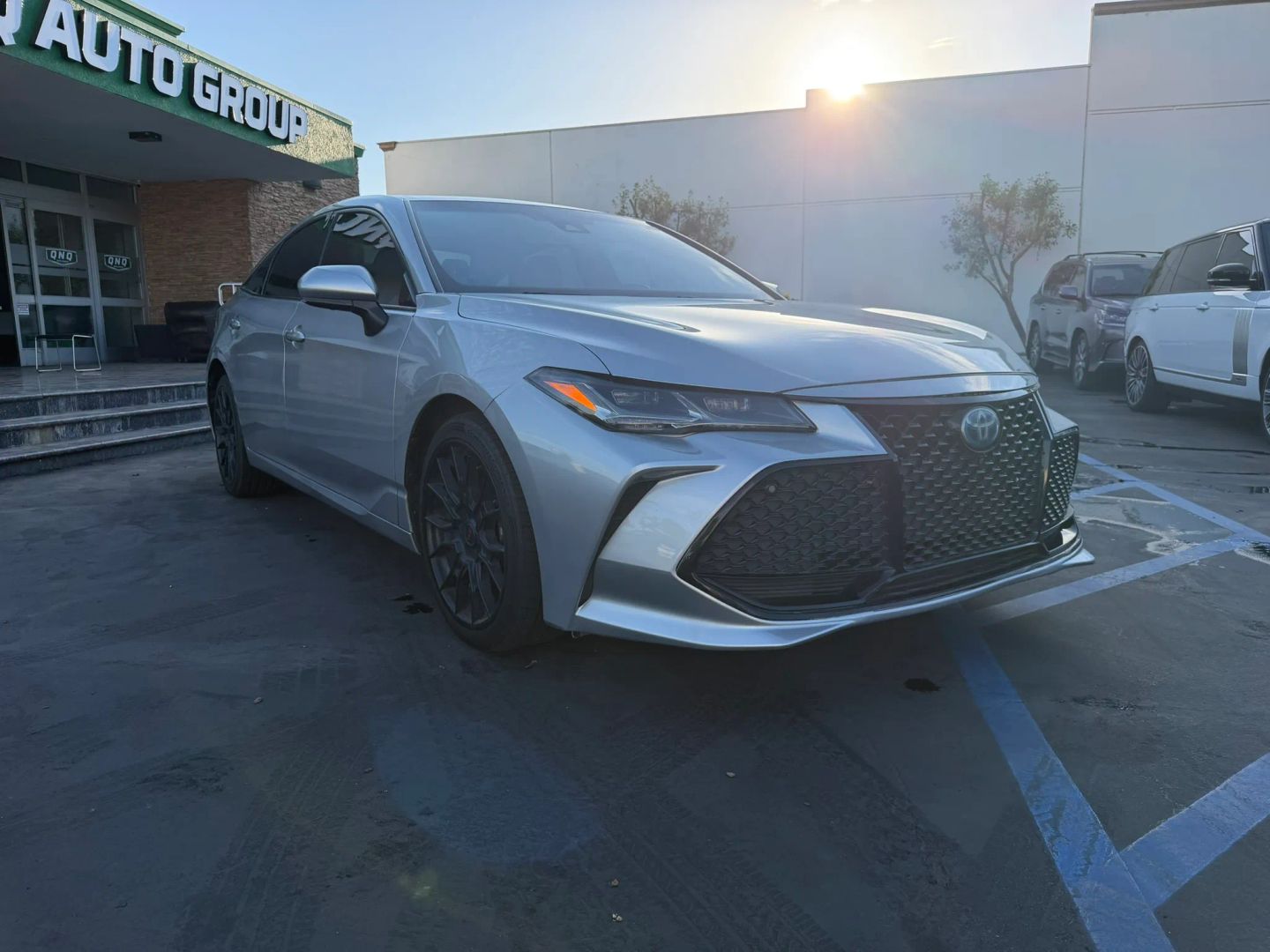 Photo 3 of this Toyota Avalon