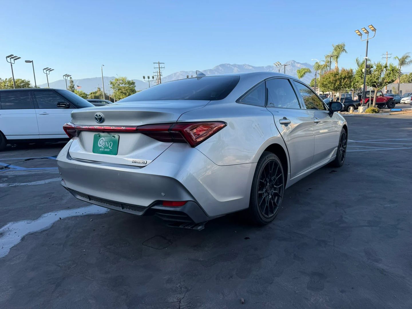 Photo 6 of this Toyota Avalon