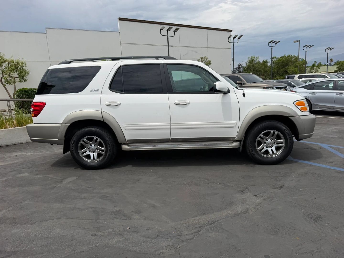 Photo 4 of this Toyota Sequoia