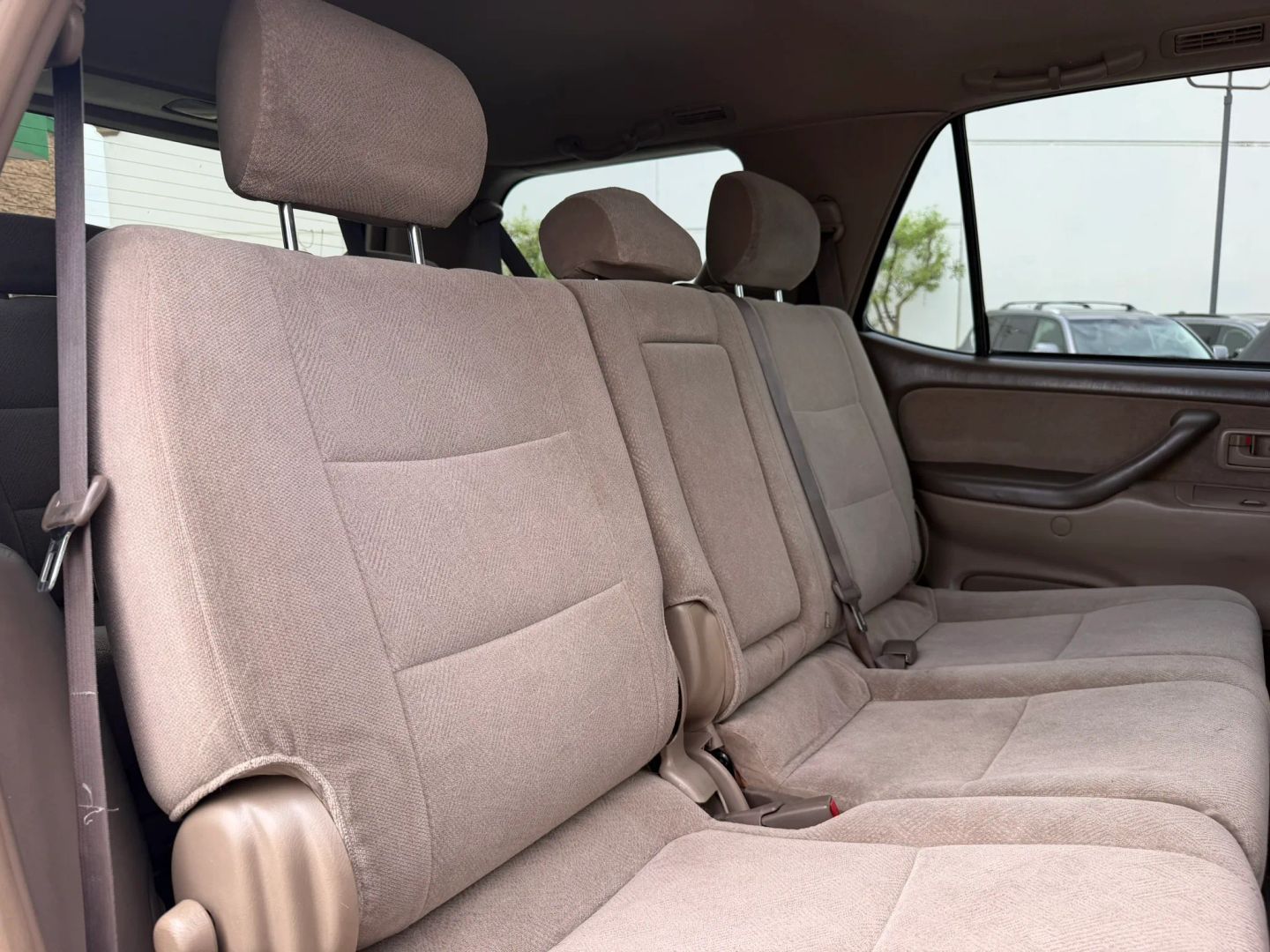 Photo 19 of this Toyota Sequoia