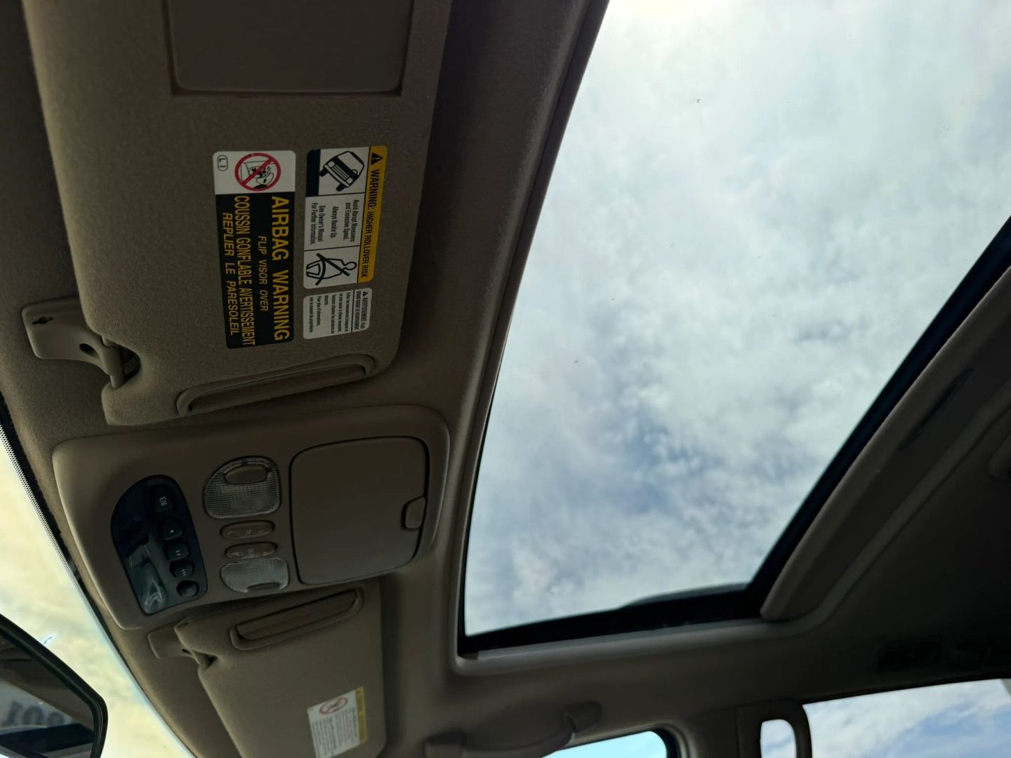 Photo 28 of this Toyota Sequoia