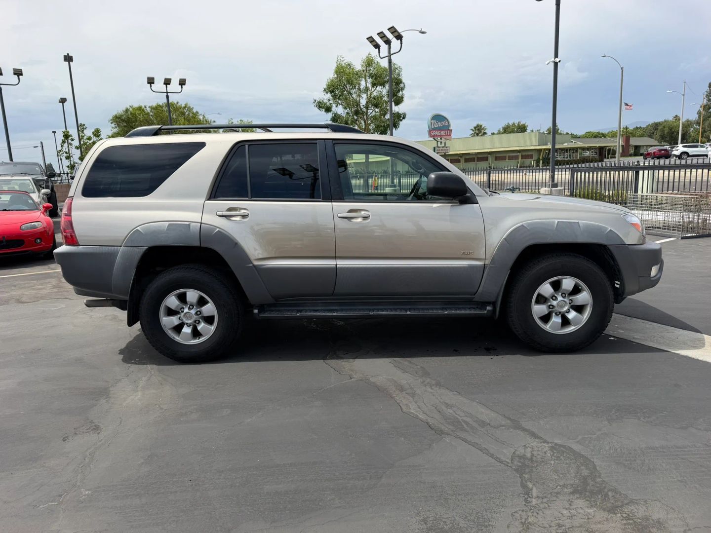 Photo 4 of this Toyota 4Runner