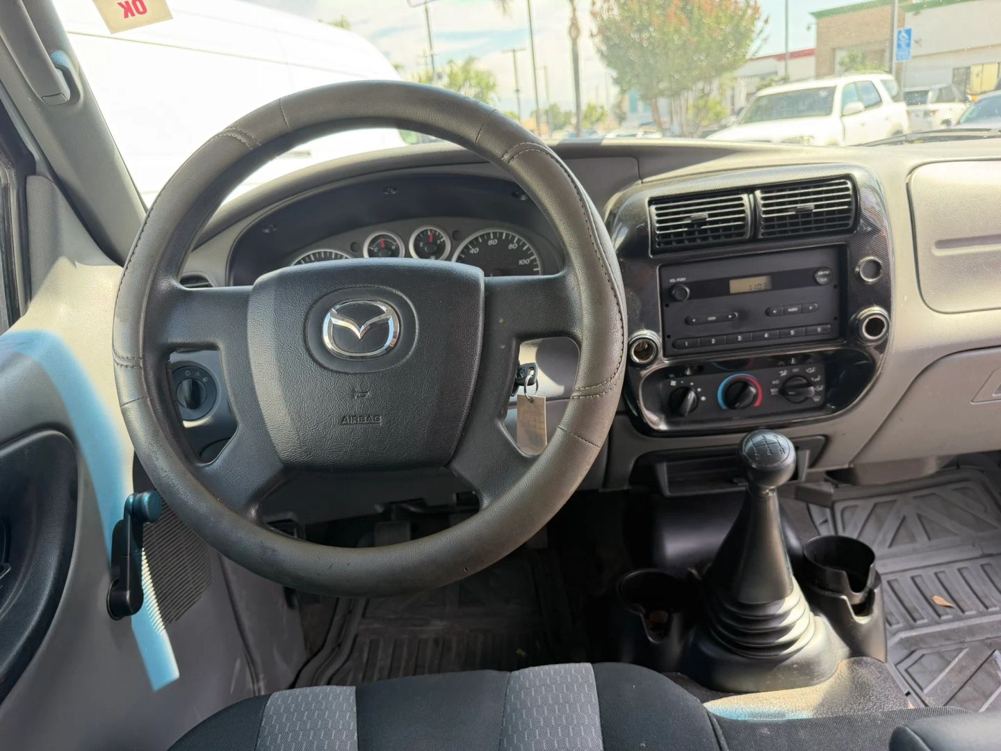 Photo 14 of this Mazda B-Series 2WD Truck