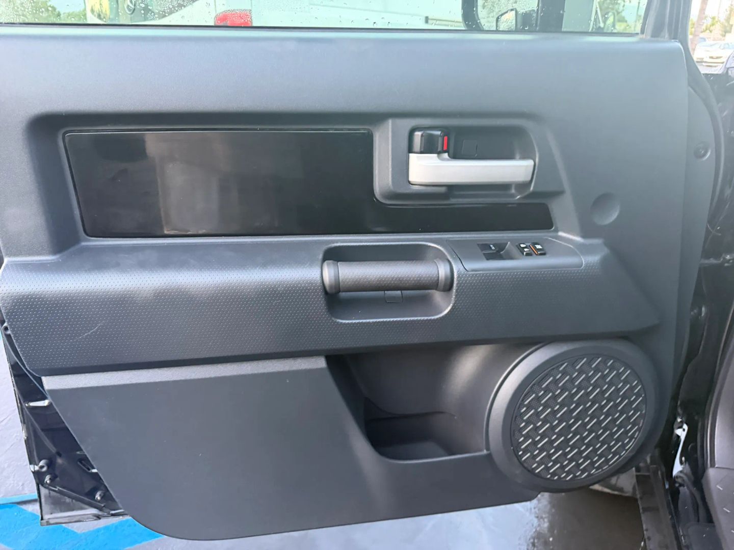 Photo 9 of this Toyota FJ Cruiser