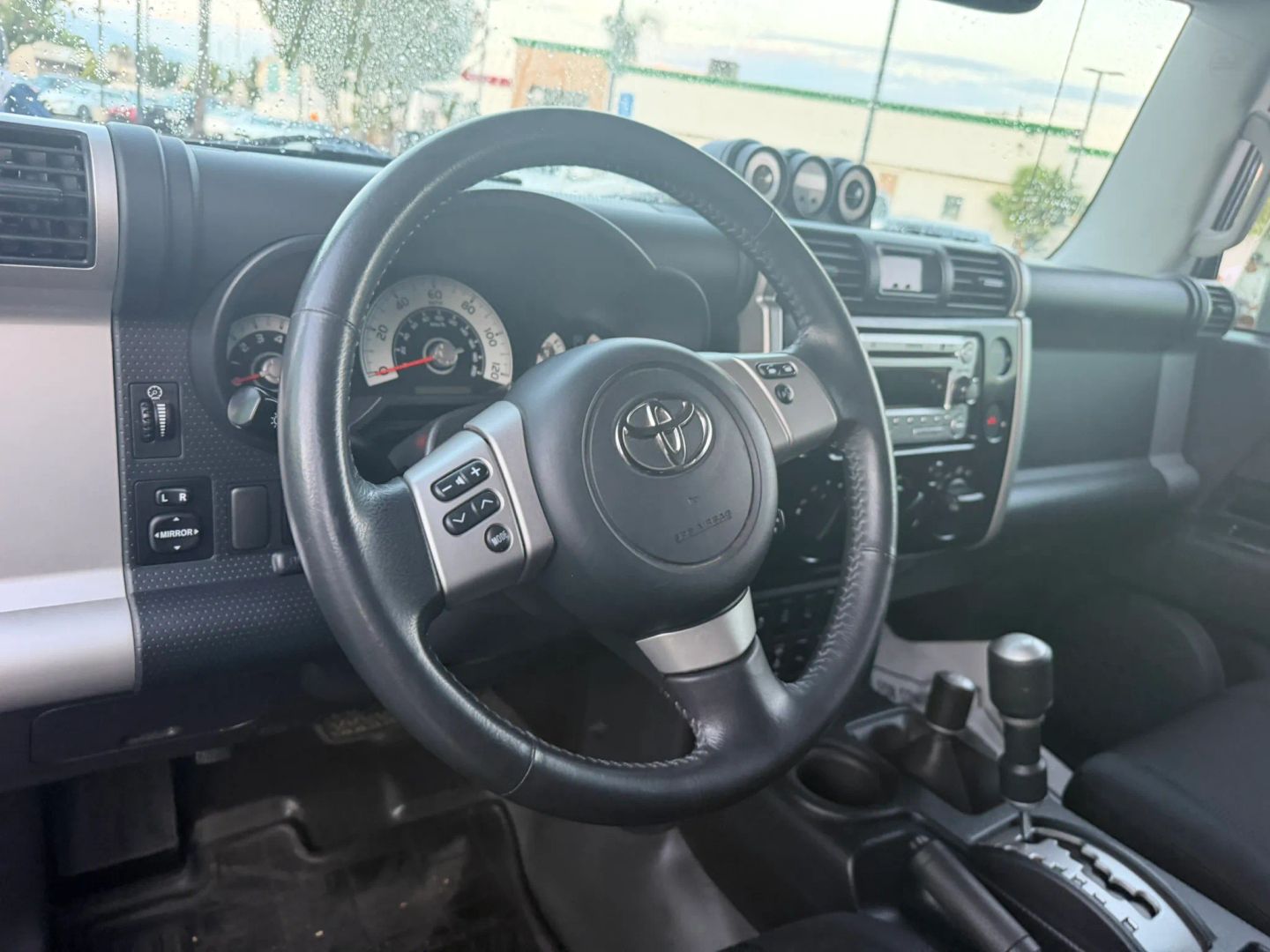 Photo 11 of this Toyota FJ Cruiser