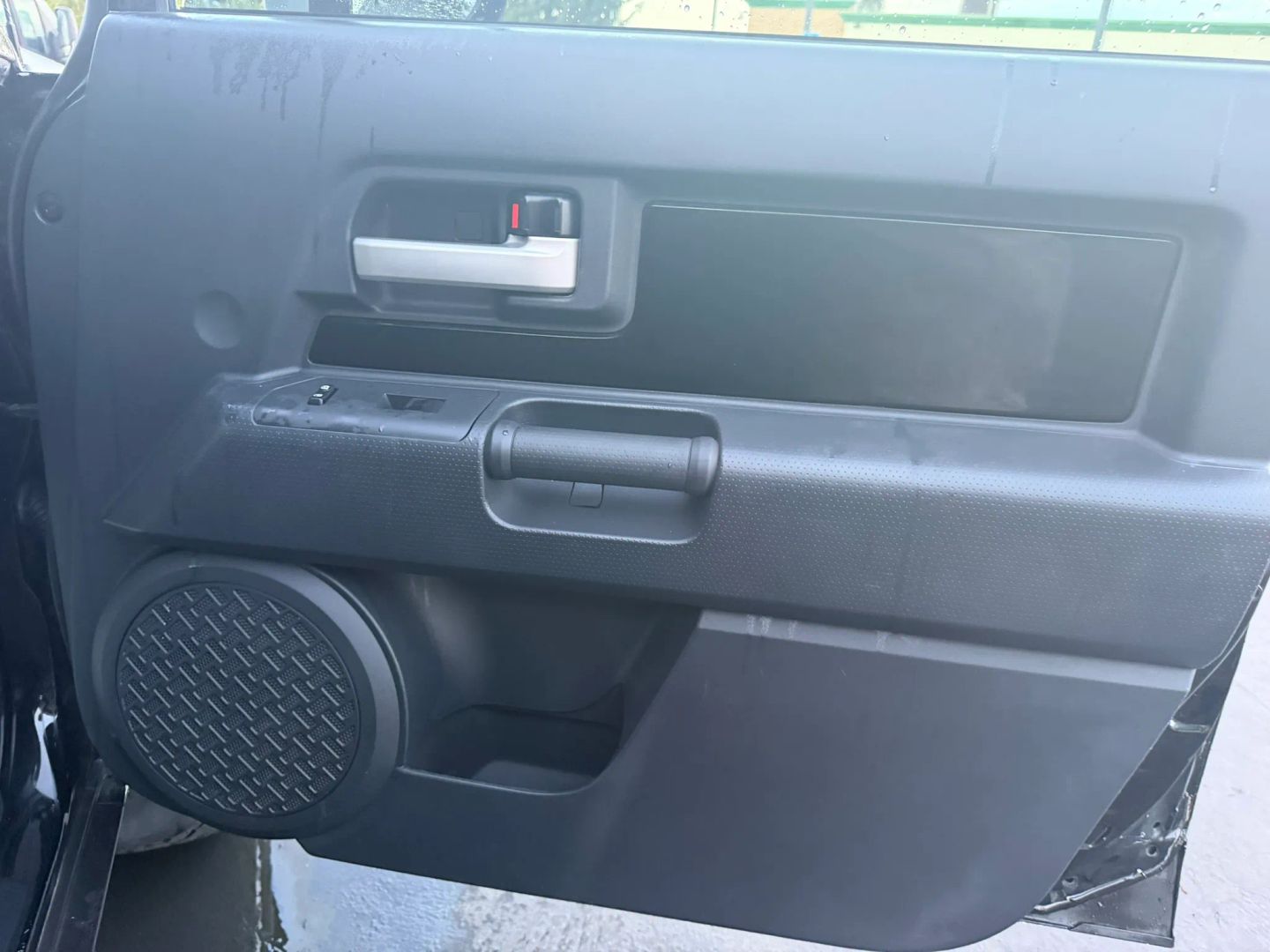 Photo 15 of this Toyota FJ Cruiser