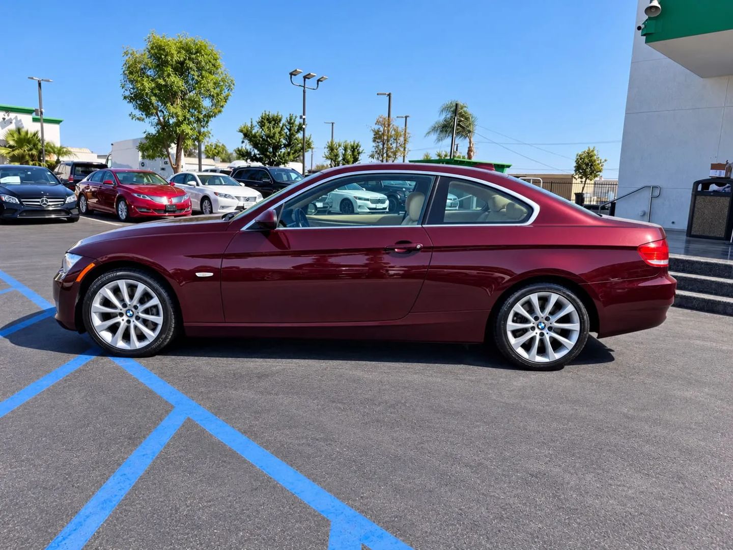 Photo 5 of this BMW 3 Series