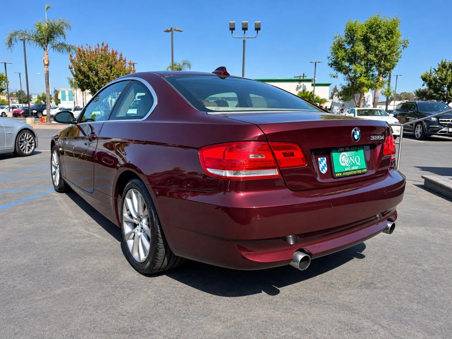 Photo 8 of this BMW 3 Series