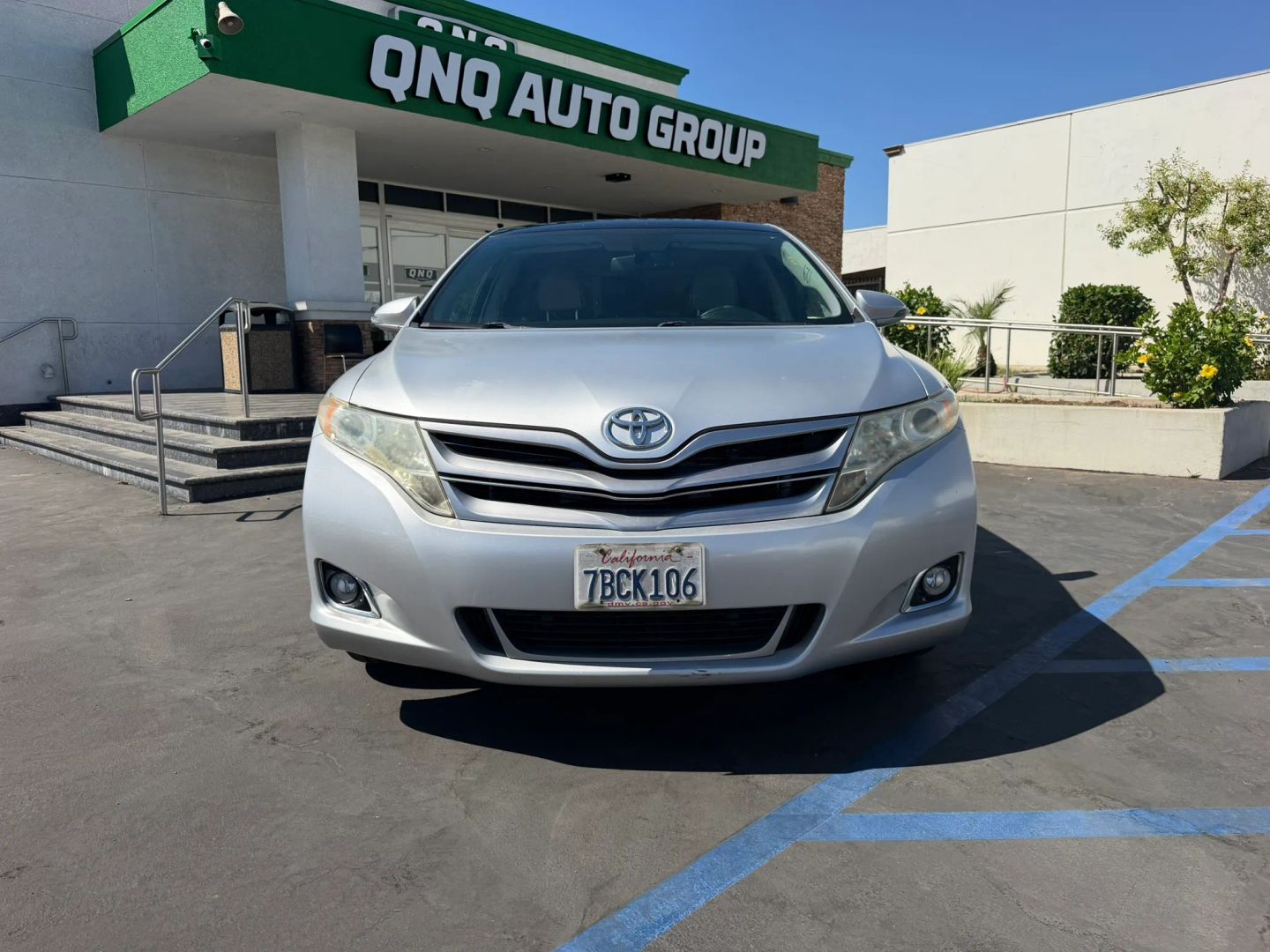 Photo 2 of this Toyota Venza
