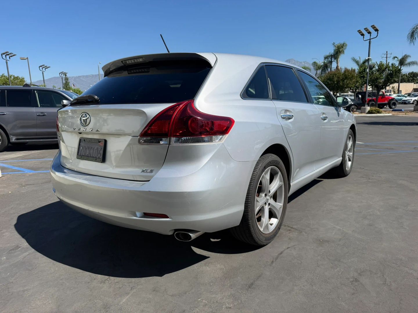 Photo 6 of this Toyota Venza