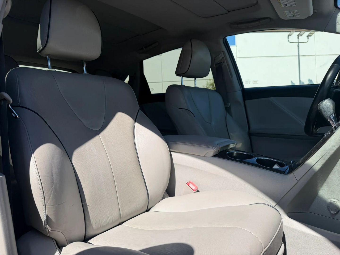 Photo 17 of this Toyota Venza
