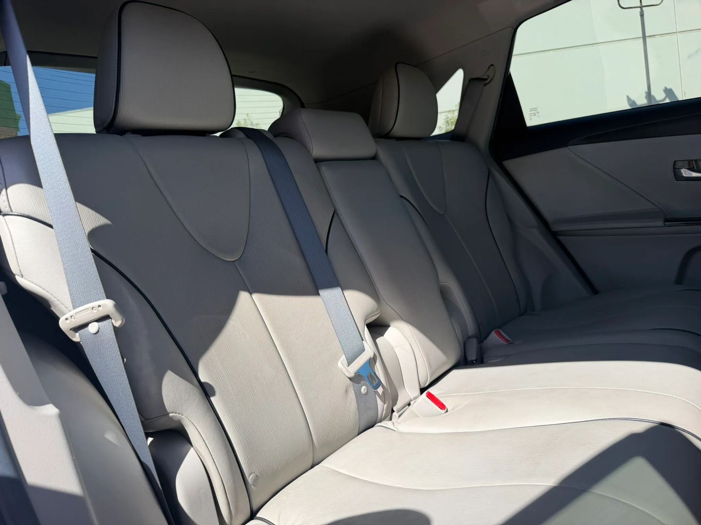 Photo 19 of this Toyota Venza