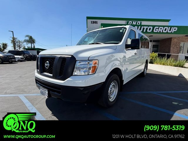 2015 Nissan NV Passenger 3500 HD SV V6
