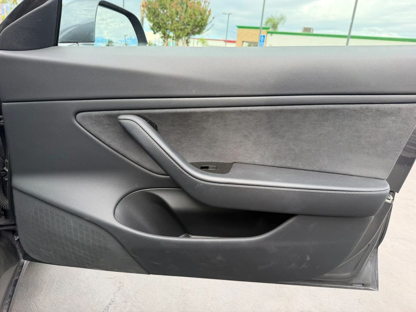 Photo 16 of this Tesla Model 3