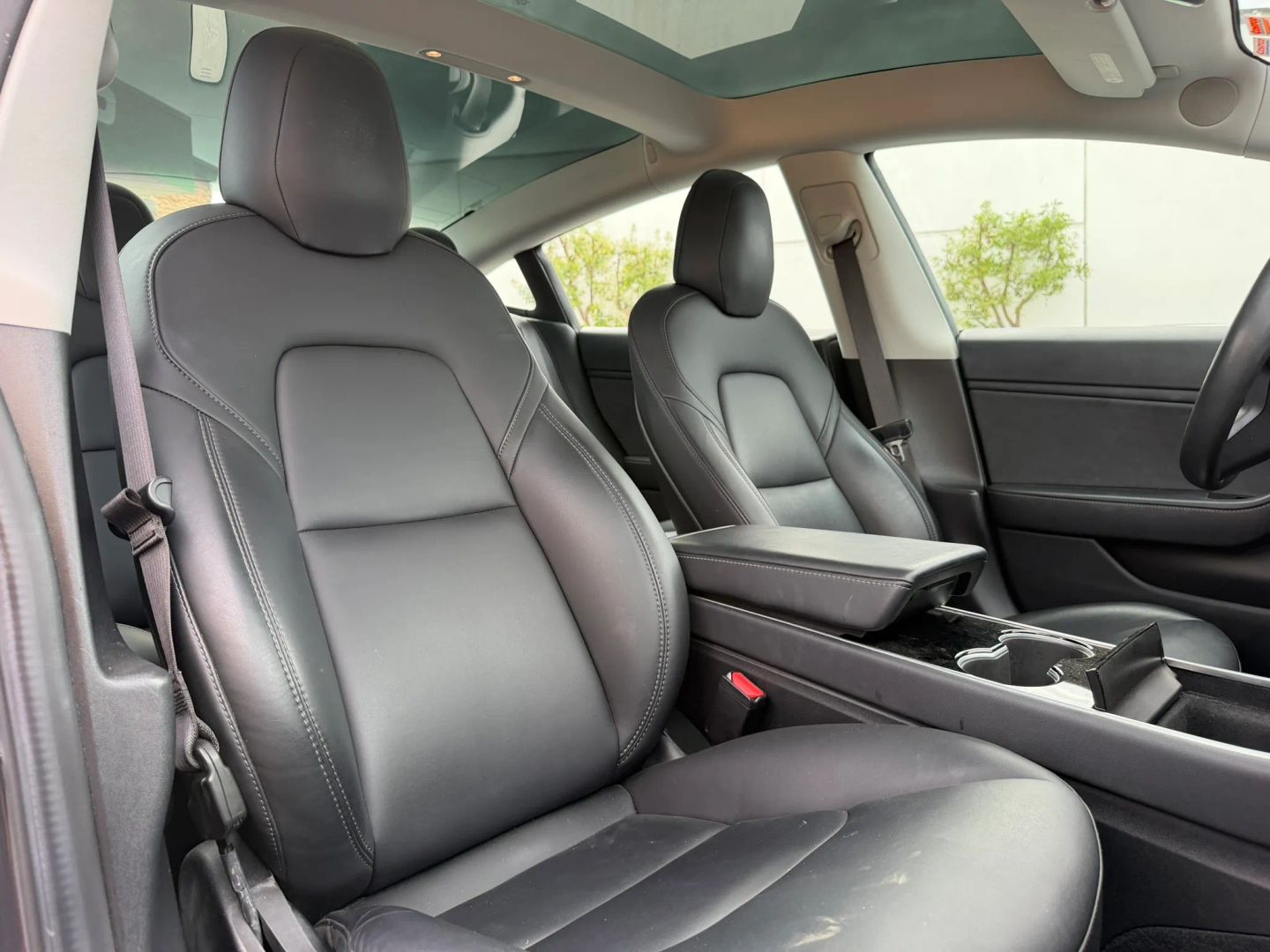 Photo 17 of this Tesla Model 3