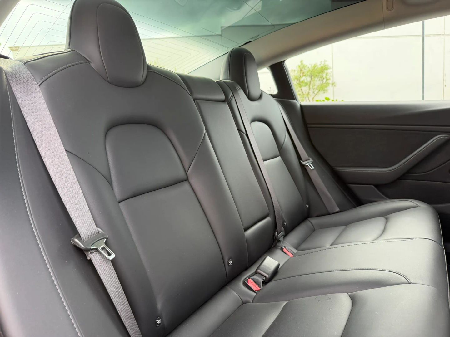 Photo 19 of this Tesla Model 3